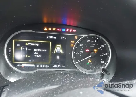 2020 Nissan Kicks Sv Xtronic Cvt z USA, uszkodzony, nr VIN 3N1CP5CV6LL555803